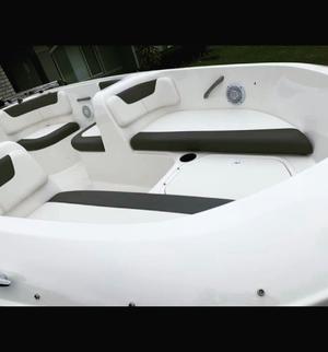 make model boat rental in Hollywood, Florida