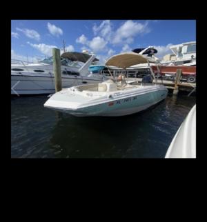 make model boat rental in Lake Worth, Florida