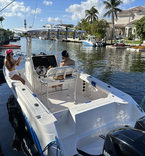 make model boat rental in Boca Raton, FL