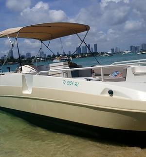 length make model boat for rent Key Largo